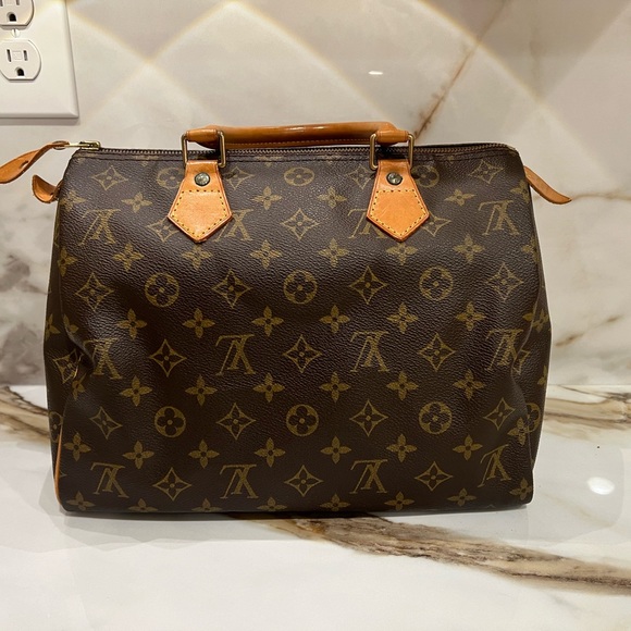 Vintage Louis Vuitton Speedy 30 with Dust Bag - Picture 2 of 10
